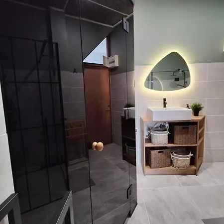 Sepa Shack - Newly Renovated Apartment With Sauna Pärnu Esterno foto