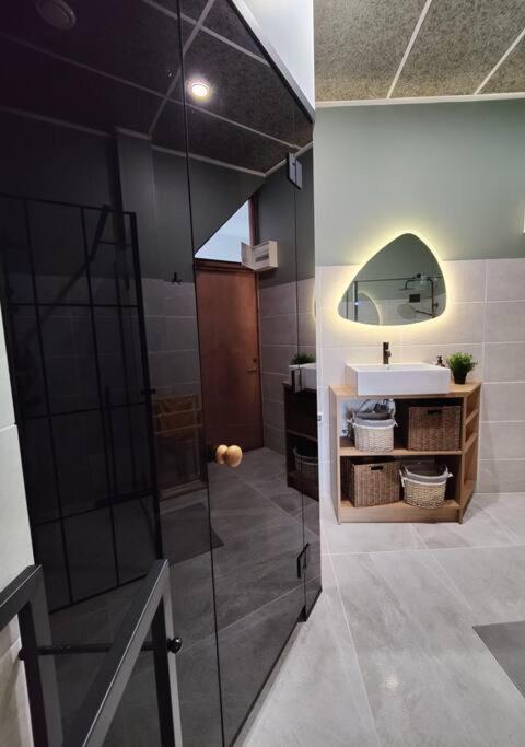 Apartment Sepa Shack - Newly Renovated With Sauna